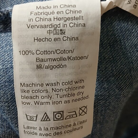 Madewell Short-Sleeve Tie-Front Denim Shirt in Heart Print Size Small - Picture 8 of 8